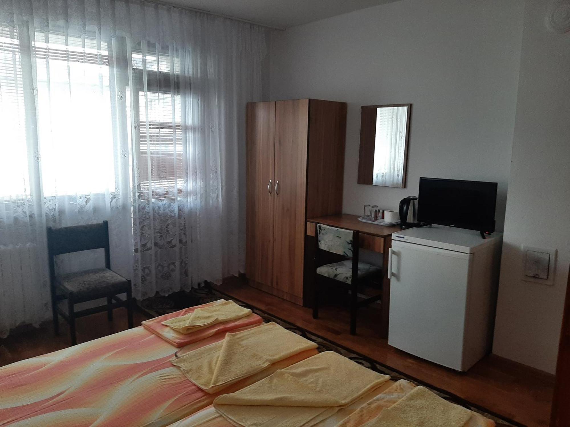 Къща За Гости Петрови Primorsko Phòng bức ảnh
